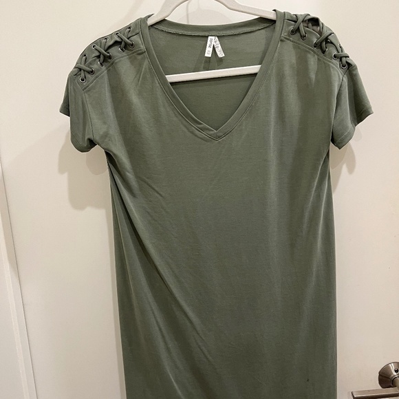 Mudd Dresses & Skirts - Mudd Army Green T-Shirt Dress Size XS